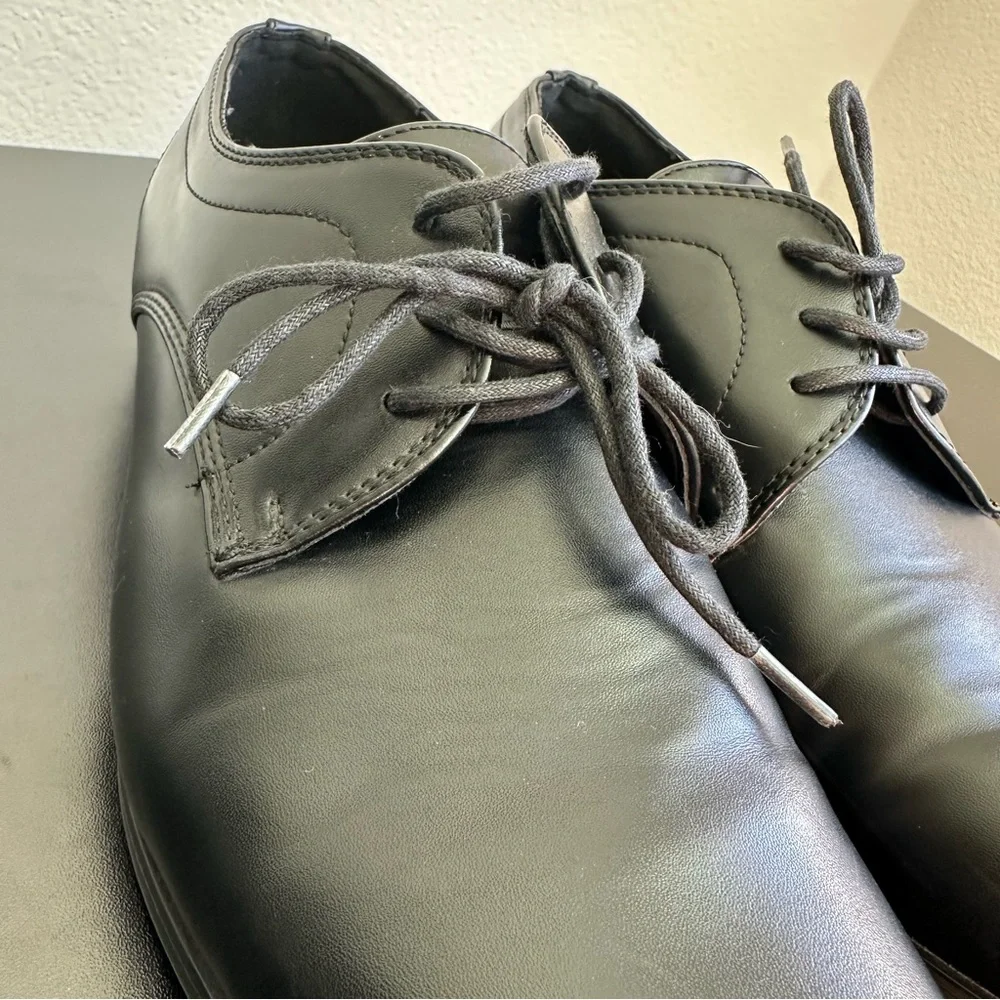 Perry‎ Ellis Portfolio Men's Classic Black Oxfords Size: 9.5